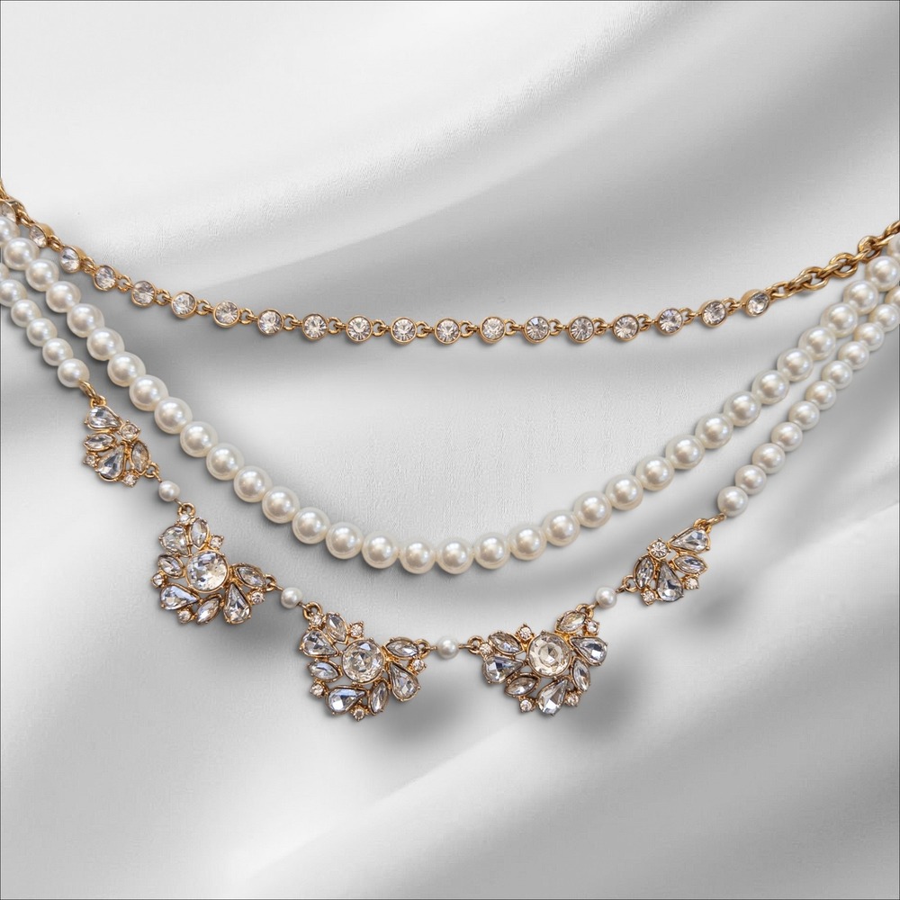 Ann Taylor Multi Strand Faux Pearl Crystal Statement Necklace Gold Tone OS
